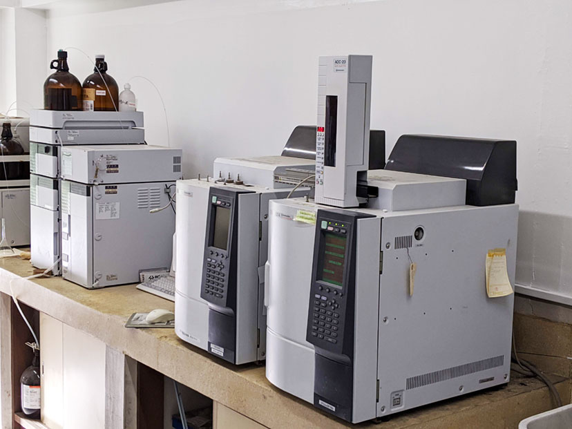 High performance liquid chromatograph